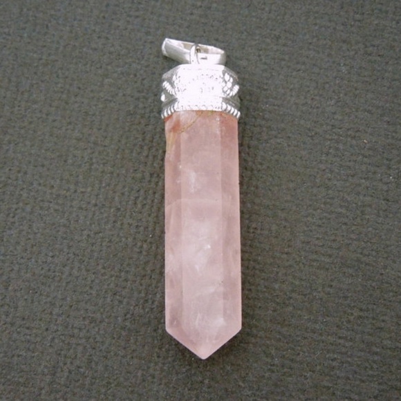 Jewelry - Rose Quartz Necklace! Price firm!